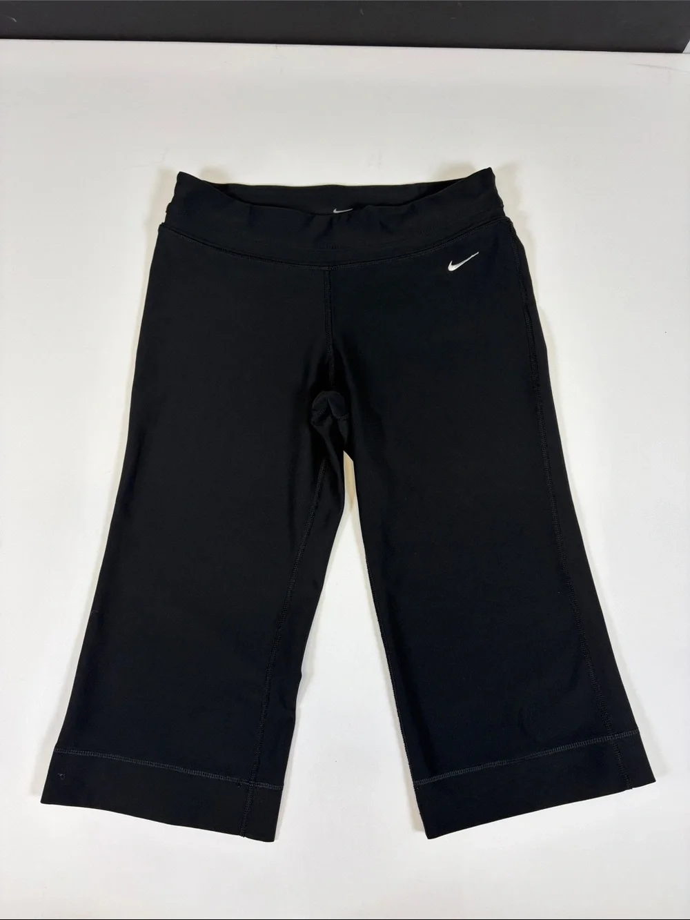 NIKE DRI-FIT CAPRI YOGA PANTS BLACK WOMENS SMALL